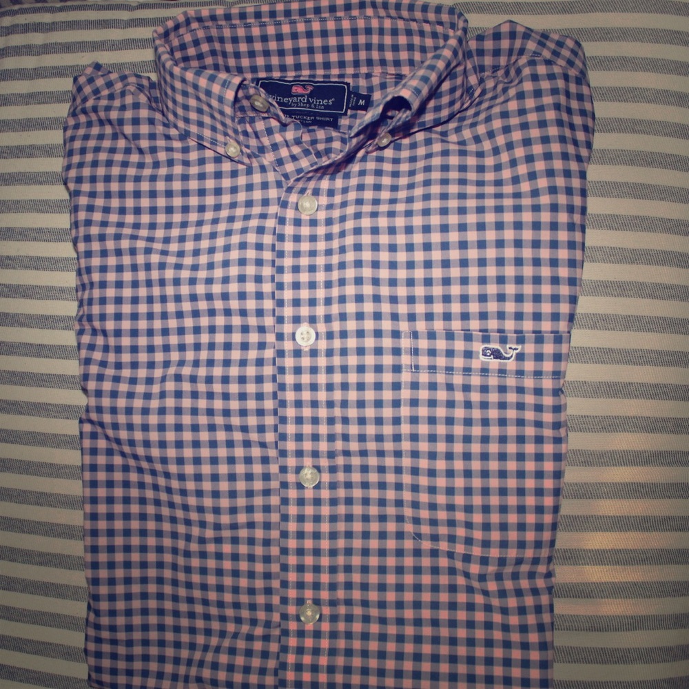 Vineyard Vines Men’s Slim Fit Tucker Shirt